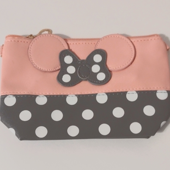 Minnie Mouse Polka Dot Wristlet Travel Toiletry Bag - Picture 11 of 11